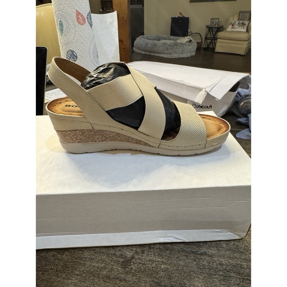 Romika Beige Wedge Sandals